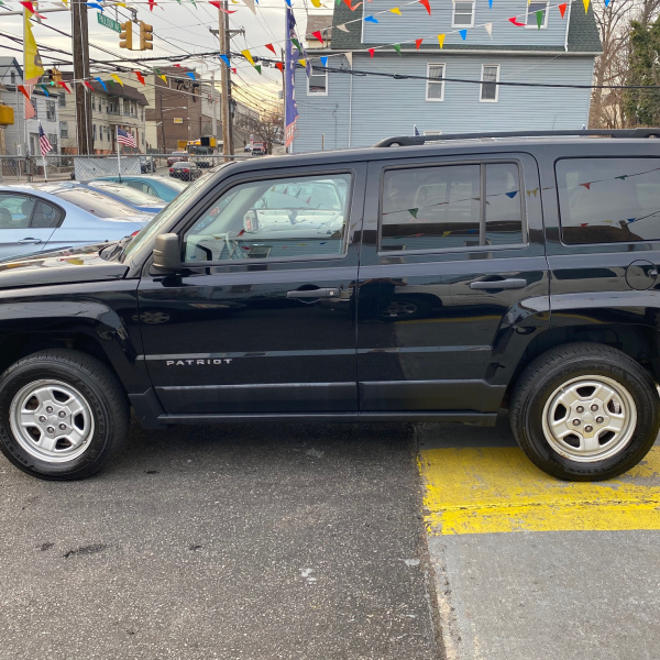 SOLD 2012 Jeep Patriot Manual 96,220 miles SOLD