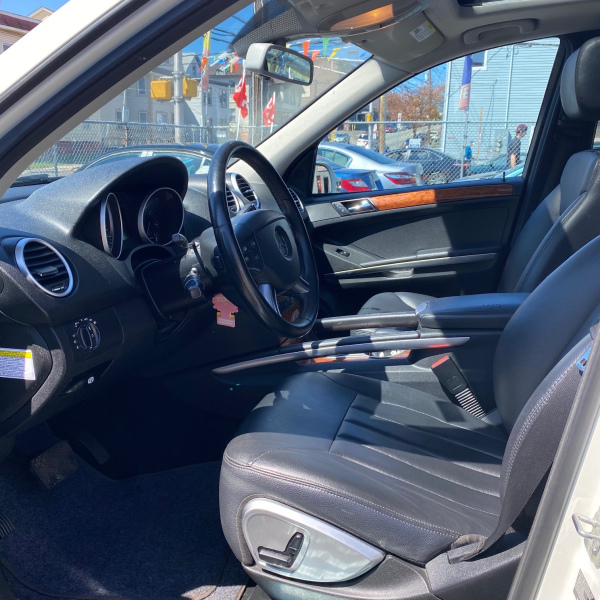 SOLD 2008 Mercedes-Benz ML350 4Matic 155,500 miles SOLD