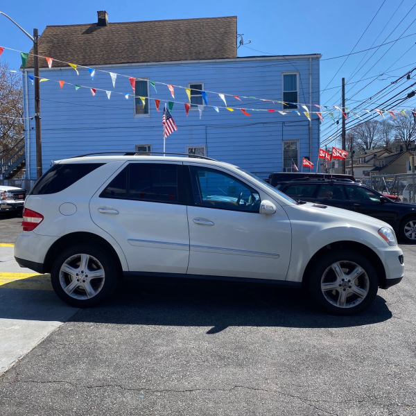 SOLD 2008 Mercedes-Benz ML350 4Matic 155,500 miles SOLD