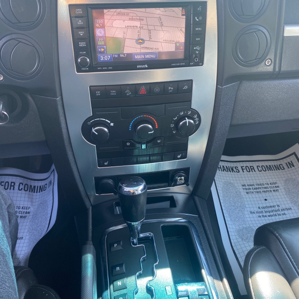 SOLD 2008 Jeep Commander Sport V8 4.7L 108,900 miles SOLD