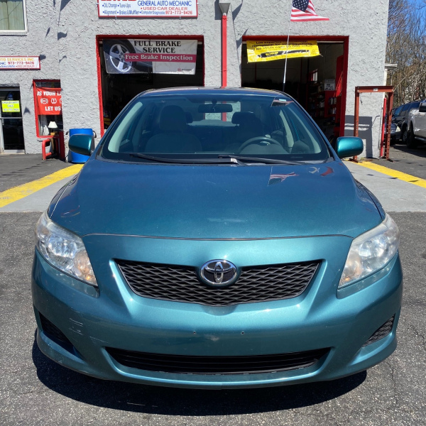SOLD 2009 Toyota Corolla LE 102,150 miles SOLD