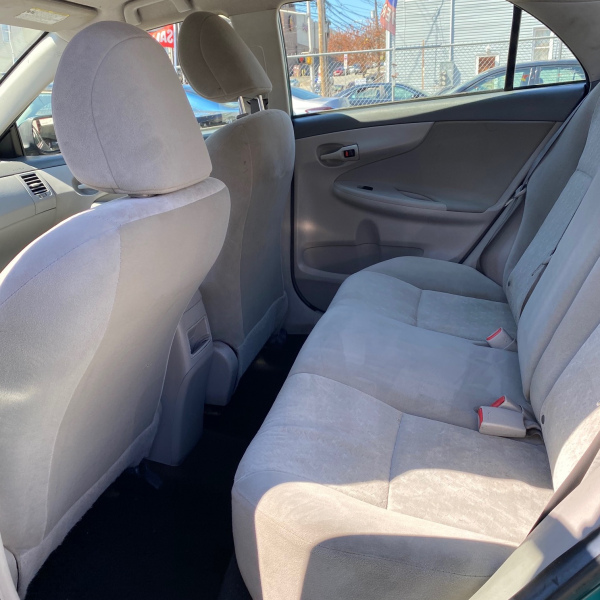 SOLD 2009 Toyota Corolla LE 102,150 miles SOLD