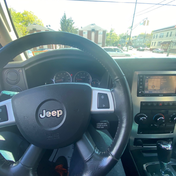 SOLD 2008 Jeep Commander Sport V8 4.7L 108,900 miles SOLD